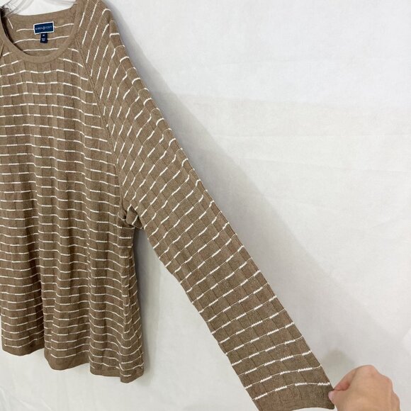 NEW Karen Scott Brown & White Geometric Knit Pullover Sweater - Size 3X - Picture 4 of 8